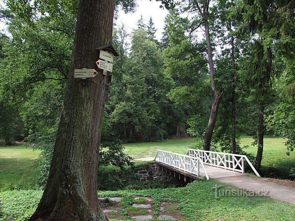 Rozcestník U Lázniček