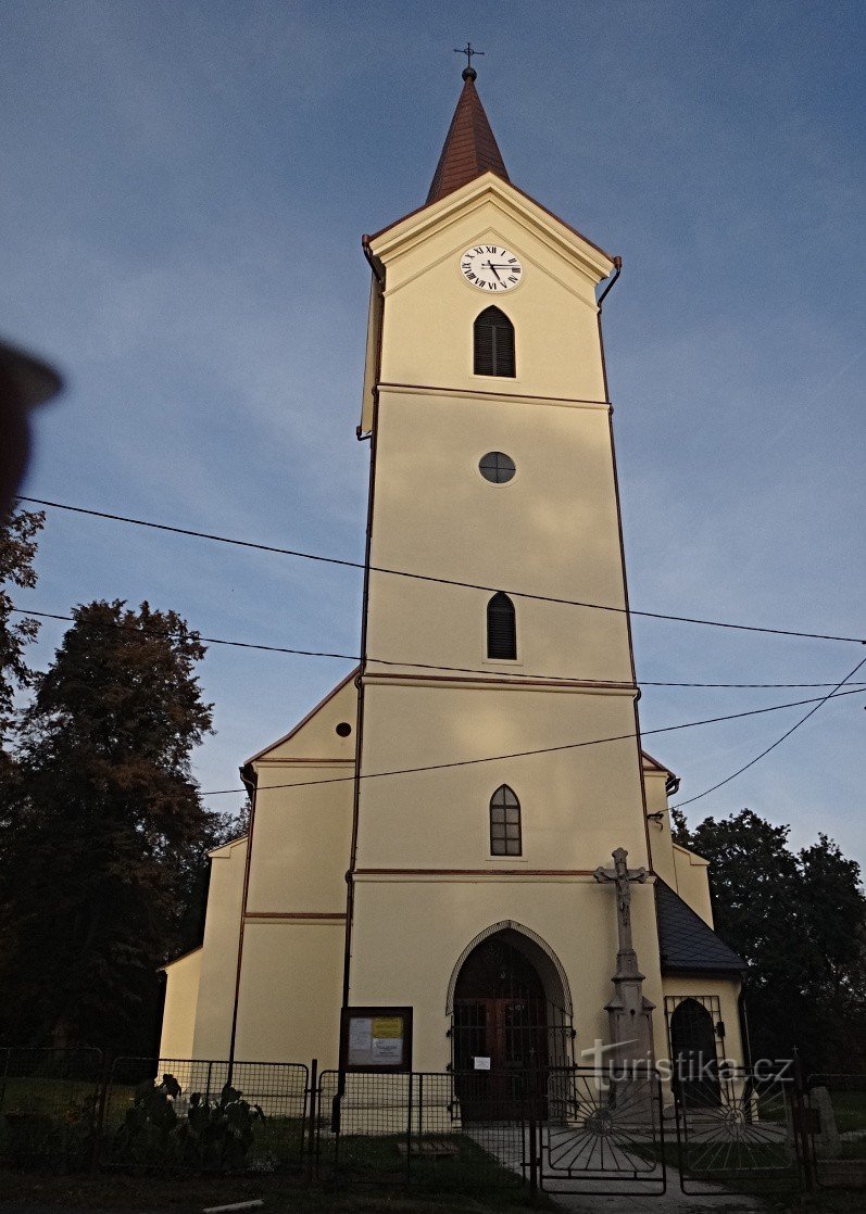 Rychvald průčelí kostela sv. Anny