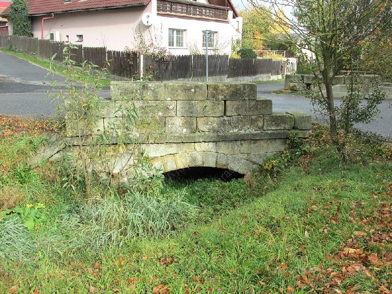 silniční most