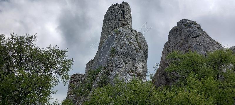 Sirotčí hrádek