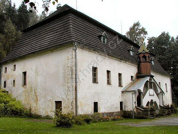 Skály