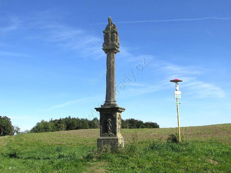 sloup se sousoším Nejsvětější Trojice