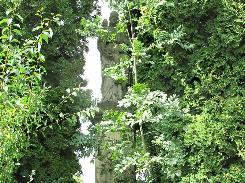 socha Anděla strážce