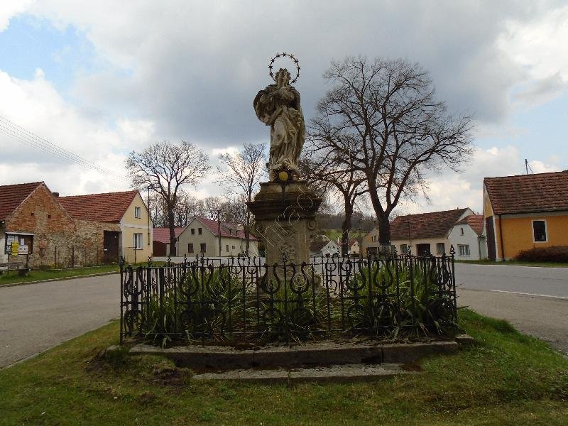 socha Panny Marie Immaculaty