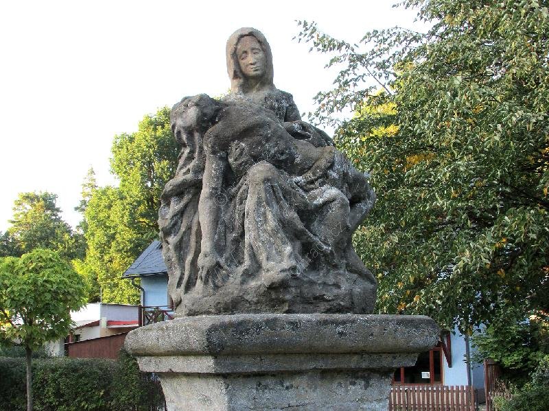 socha Piety