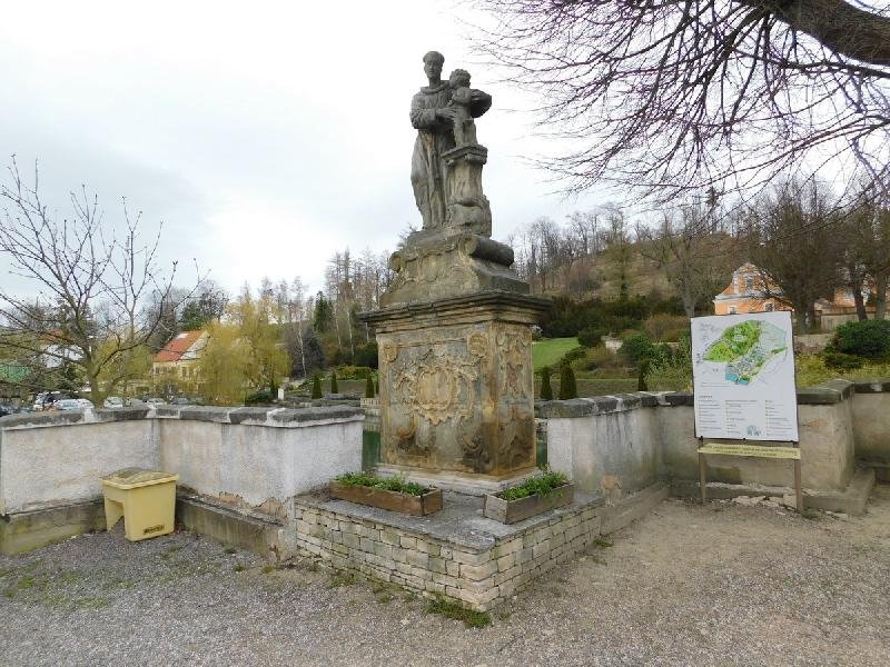 socha sv. Antonína Paduánského