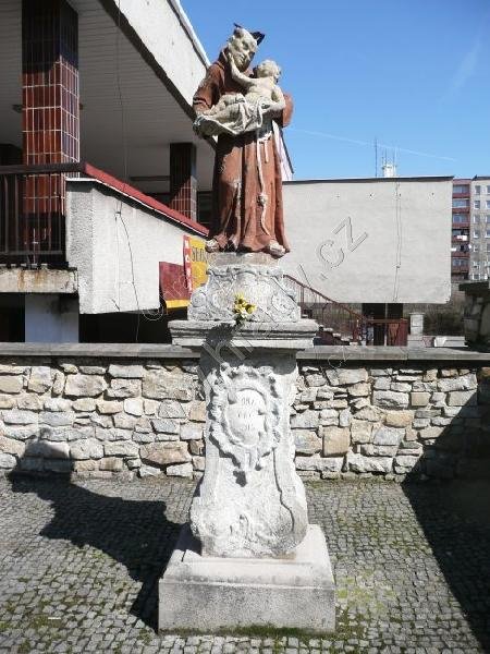 socha sv. Antonína Pěstouna