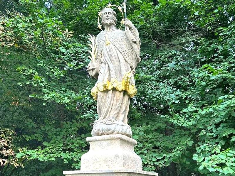 socha sv. Jana Nepomuckého