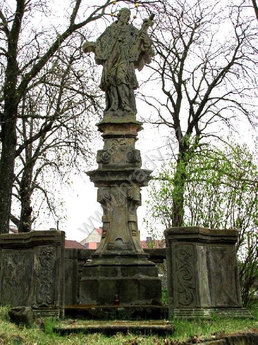 socha sv. Jana Nepomuckého