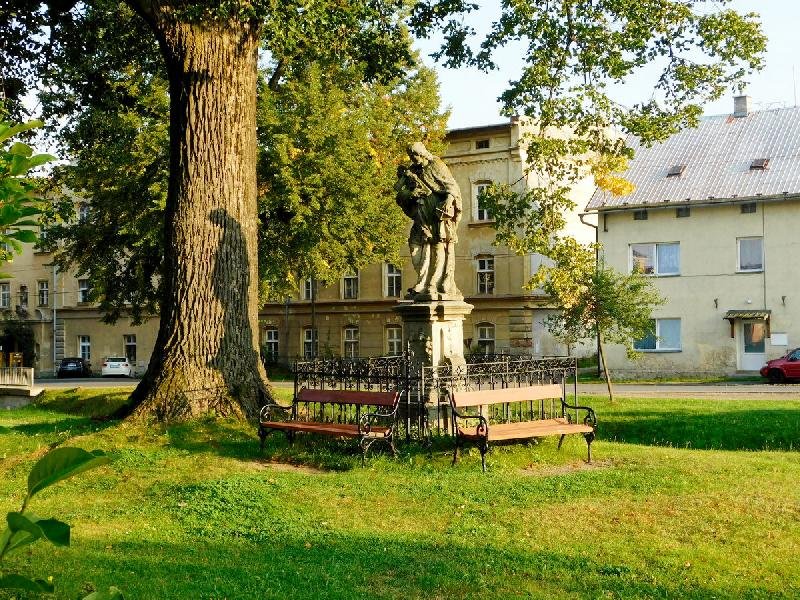 socha sv. Jana Nepomuckého