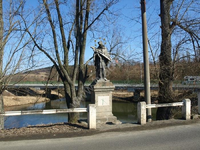 socha sv. Jana Nepomuckého