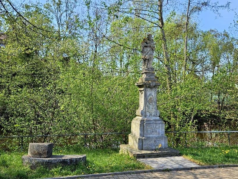 socha sv. Jana Nepomuckého