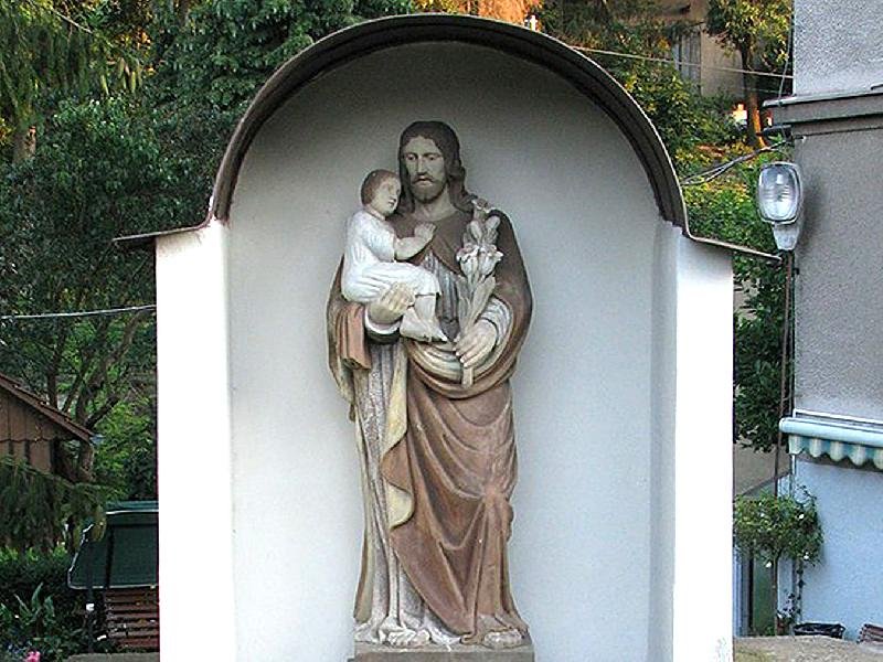 socha sv. Josefa s Ježíškem