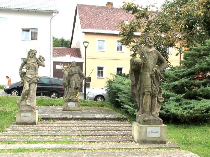 sochy světců