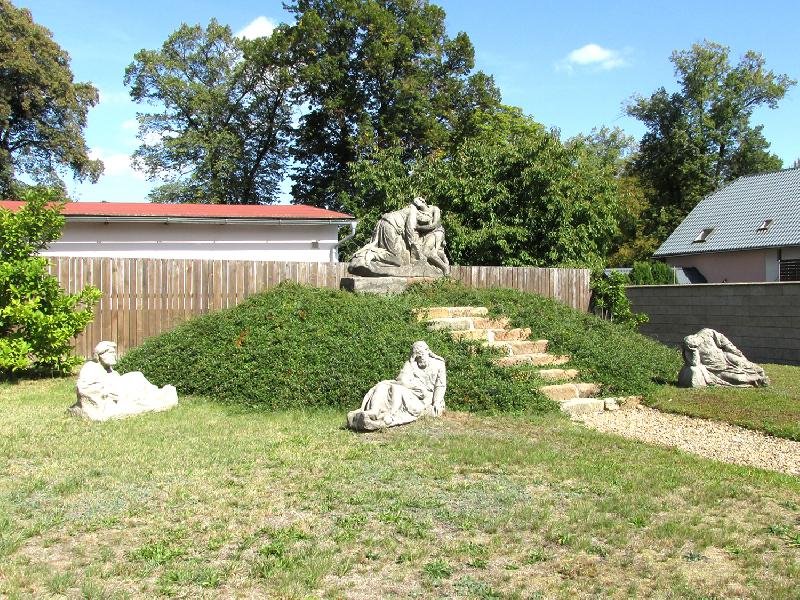 sousoší Agonie v Getsemanské zahradě