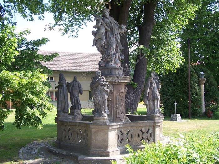 sousoší sv. Jana Nepomuckého