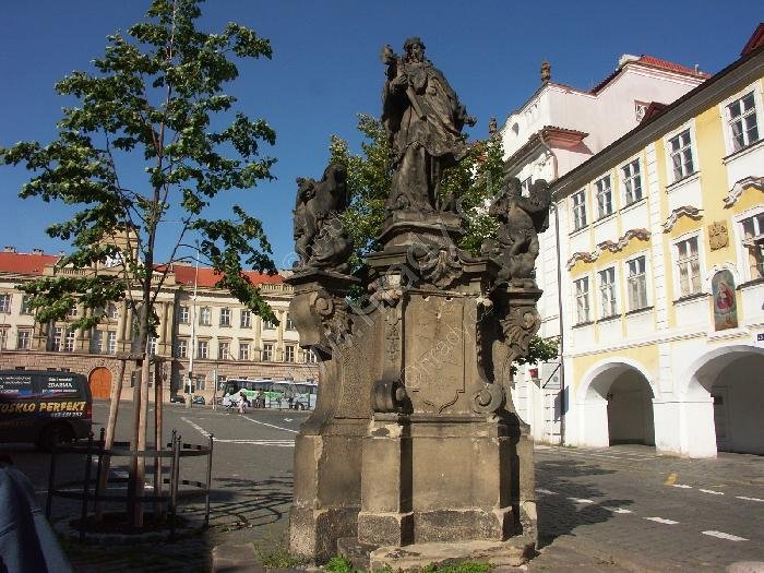 sousoší sv. Jana Nepomuckého