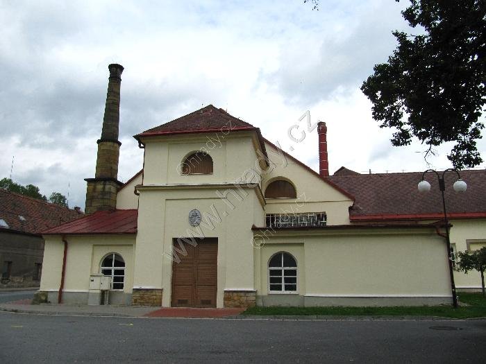 starý zámek (panský pivovar)