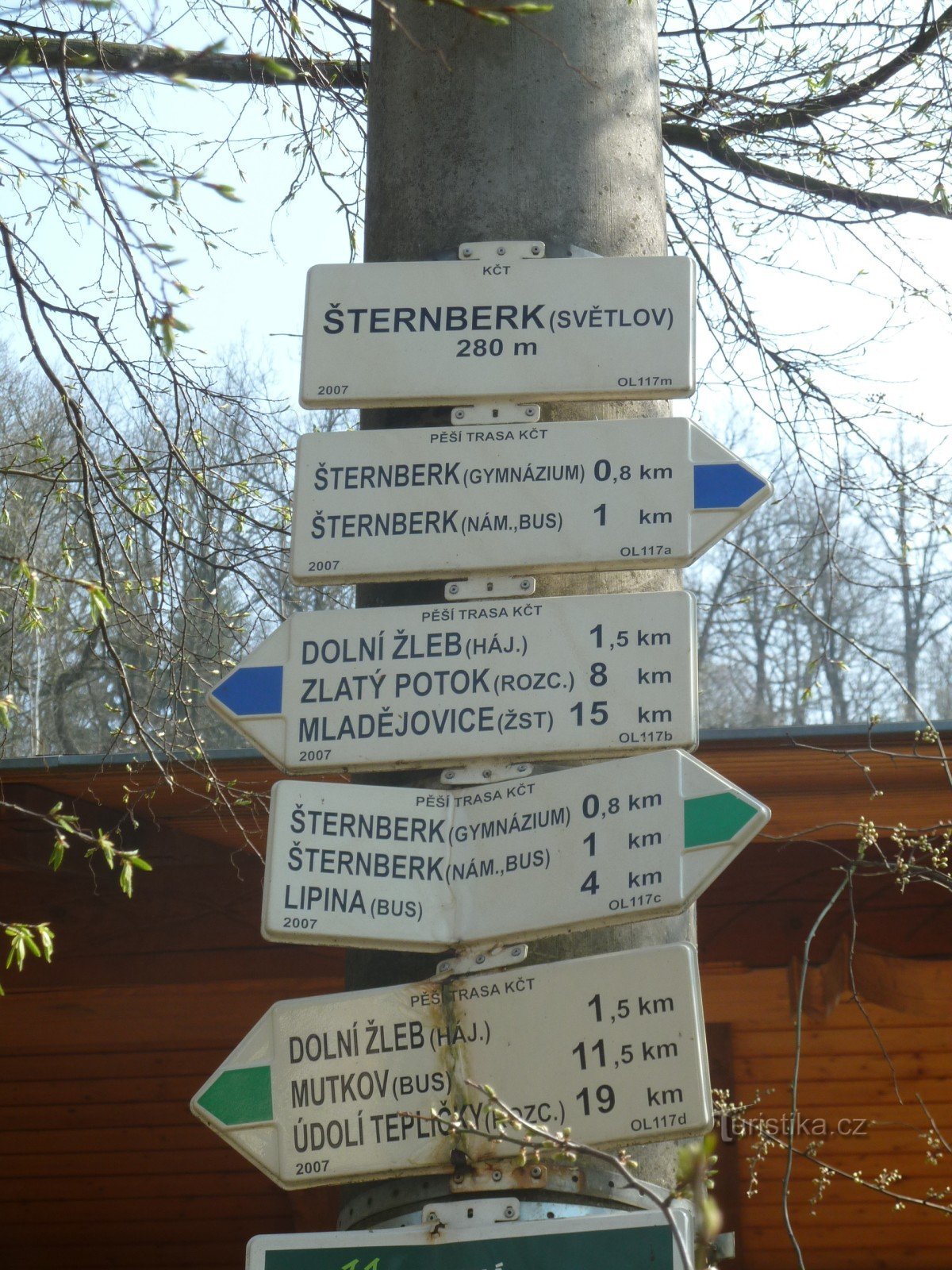 Šternberk Světlov (rozcestník)