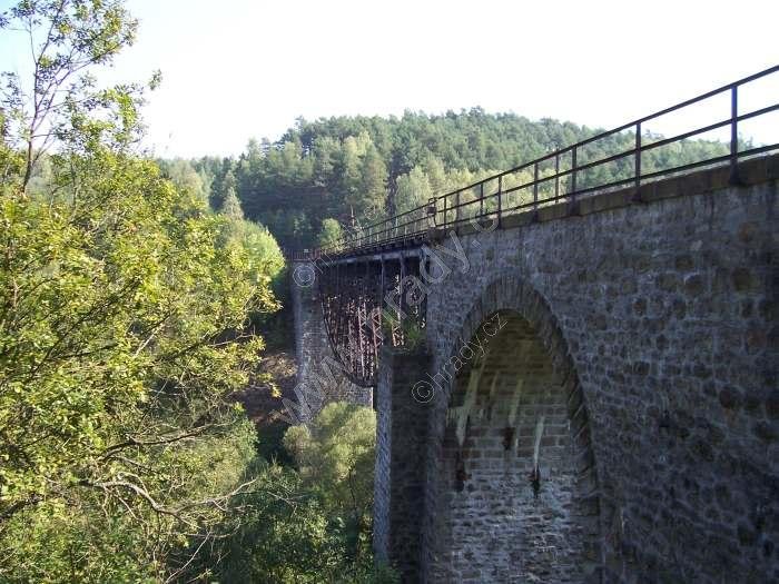 Strachovice