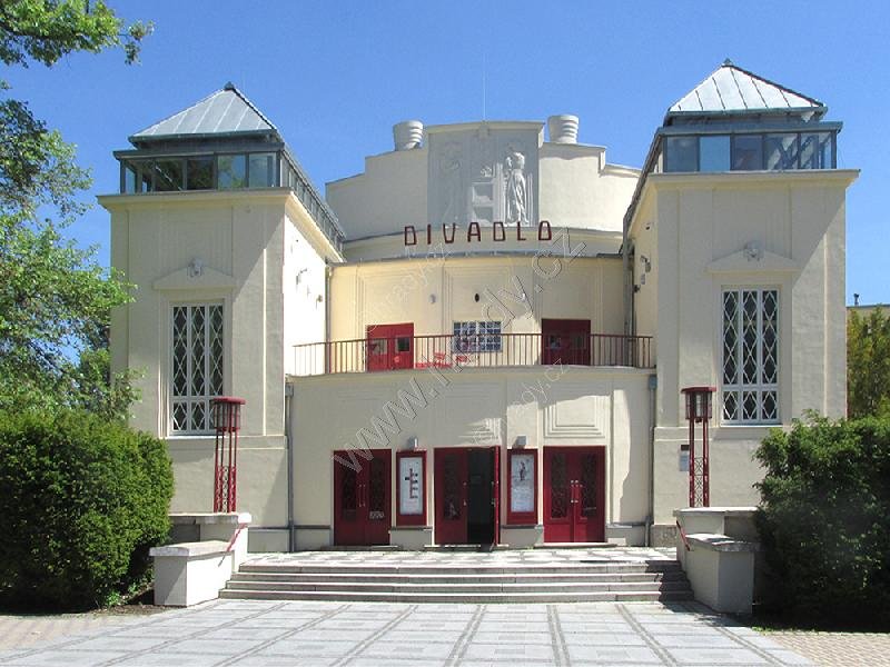 Středočeské divadlo