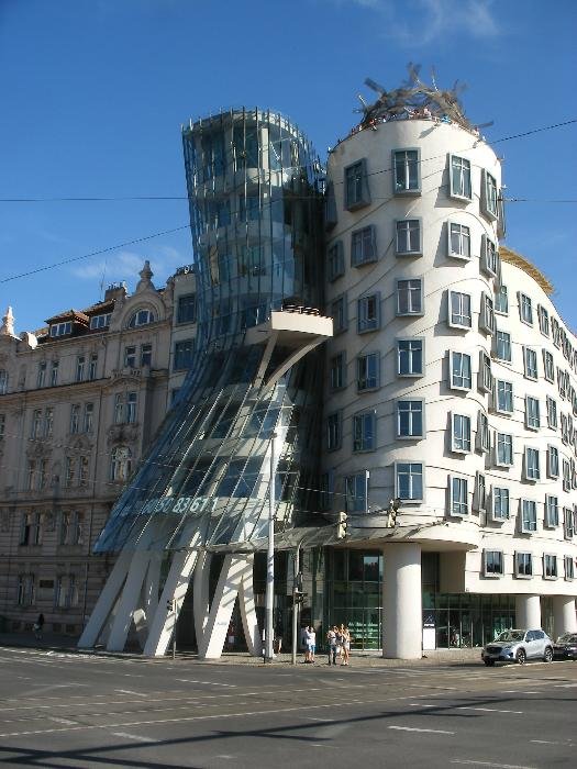 Tančící dům