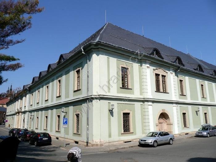 Tereziánská zbrojnice