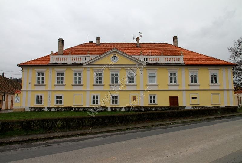 Tetín