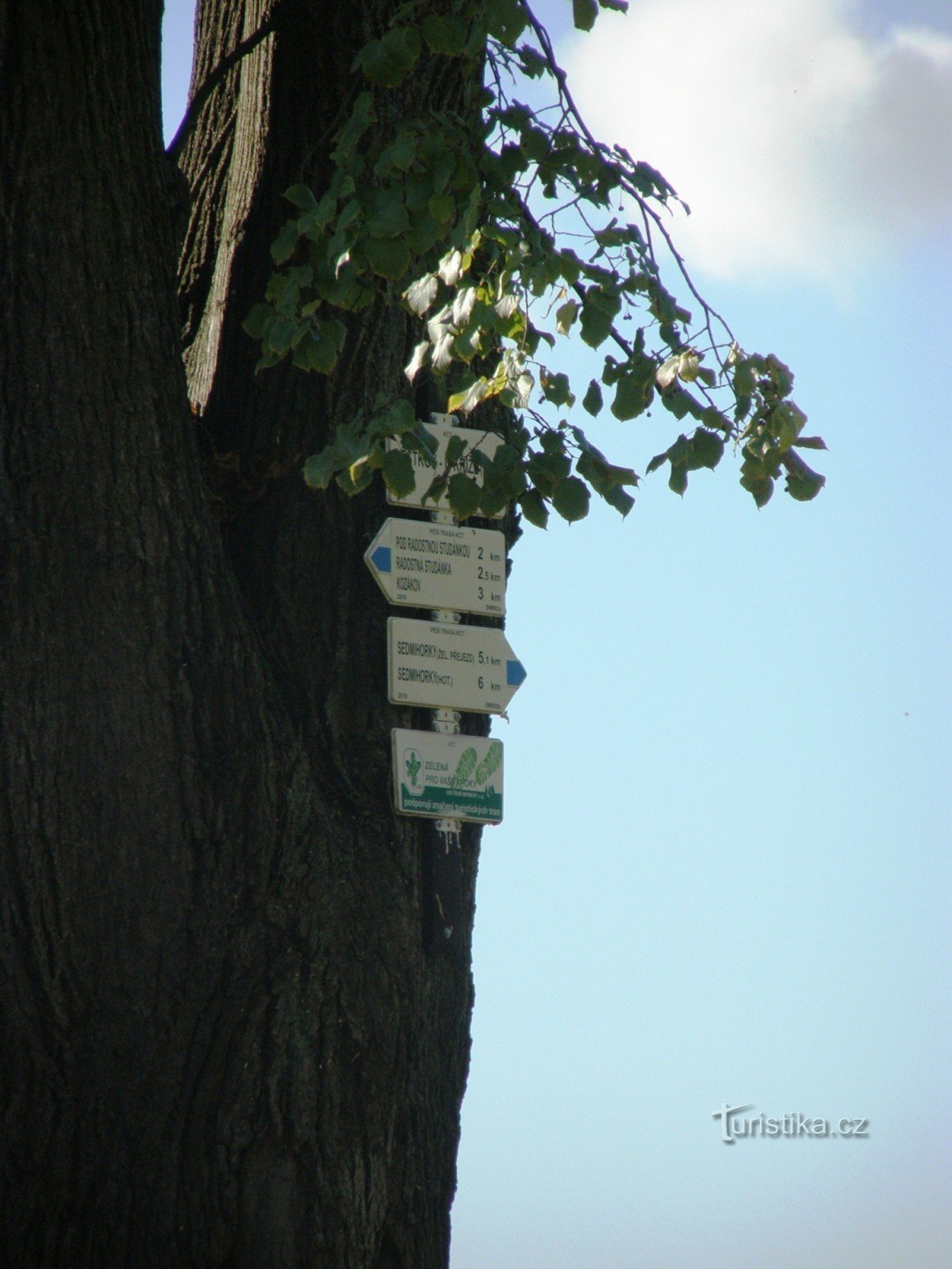 turistické rozcestí Lestkov - U kříže