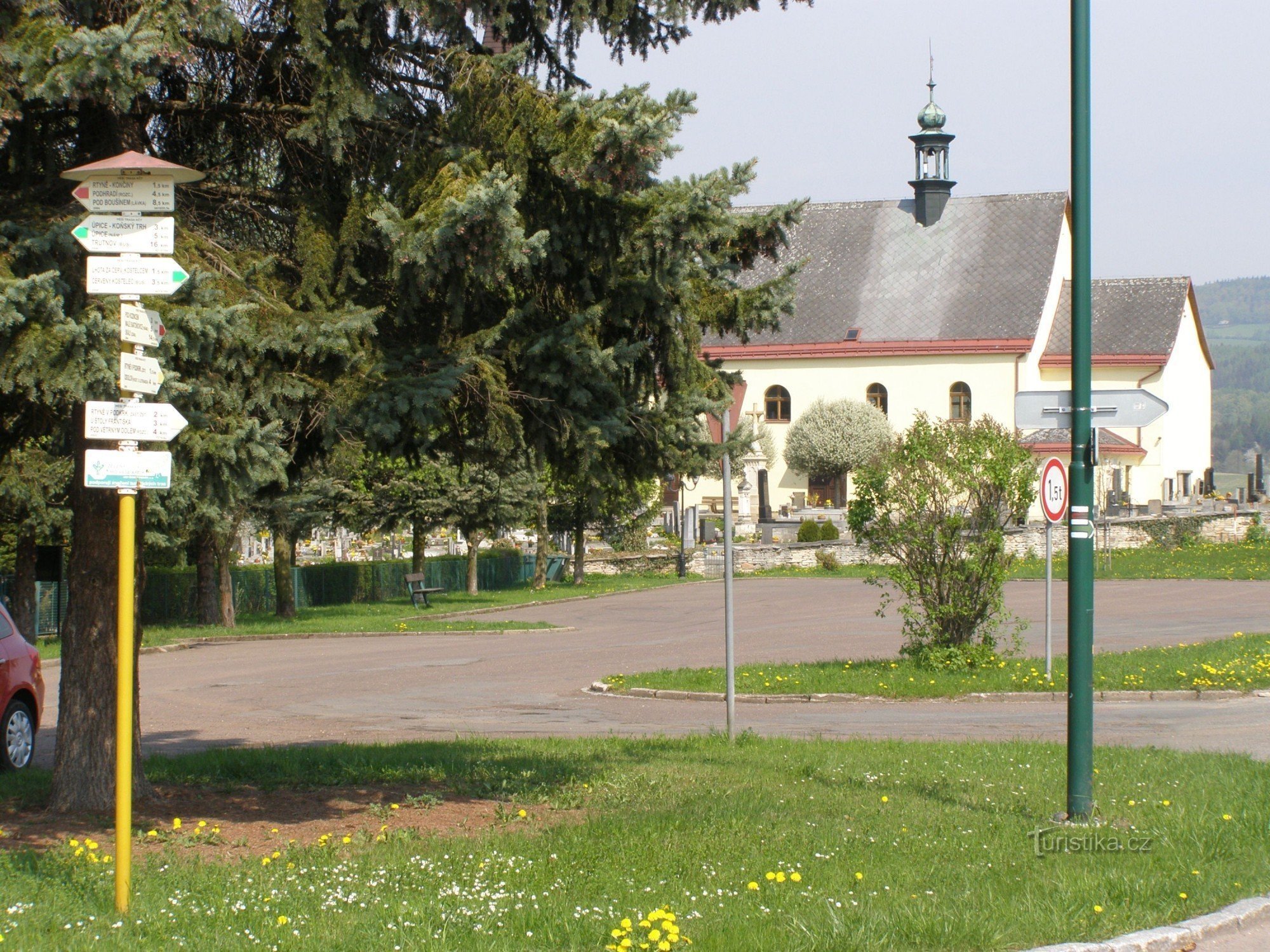 turistické rozcestí Rtyně v Podkrkonoší - nad Rychtou
