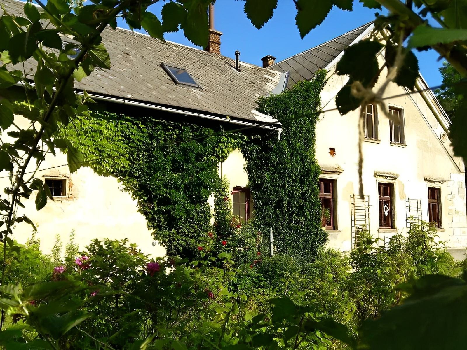 Ubytování a Keramická dílna Habartovi