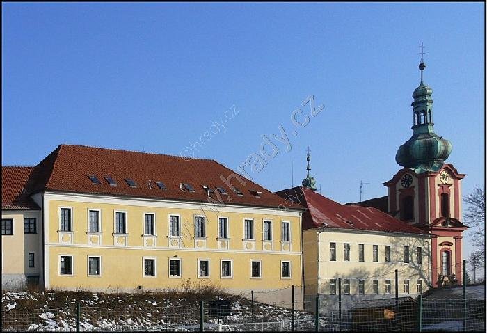 Uhříněves