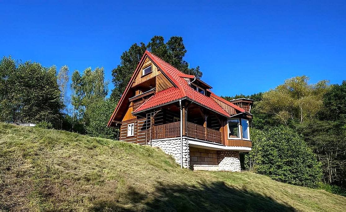 Útulná chalupa poblíž Krkonoš i skal