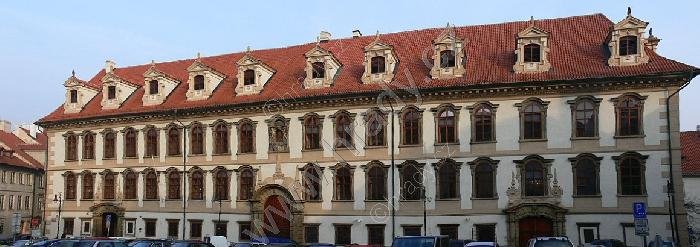 Valdštejnský palác