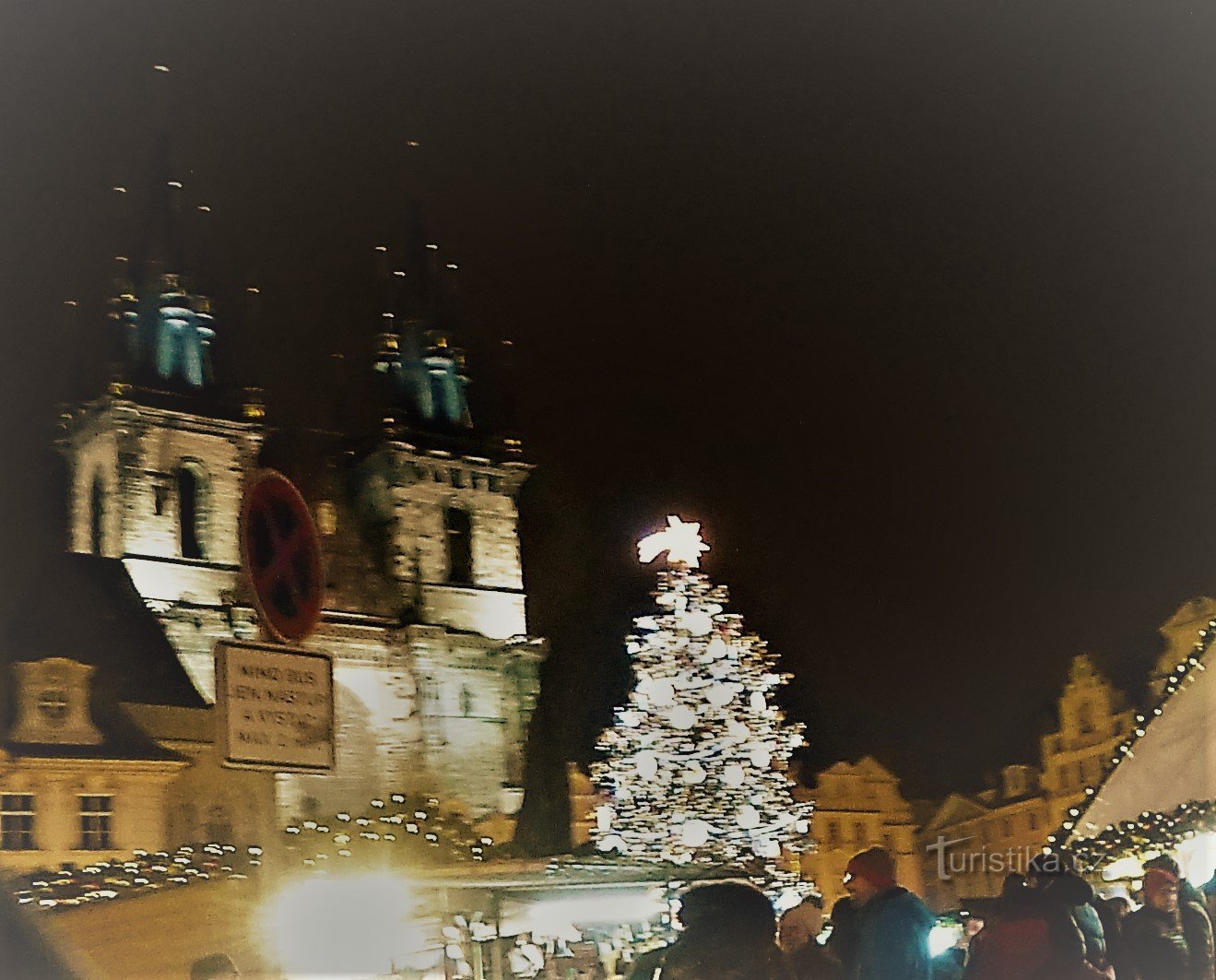 Vánoční trhy v Praze na Staroměstském náměstí