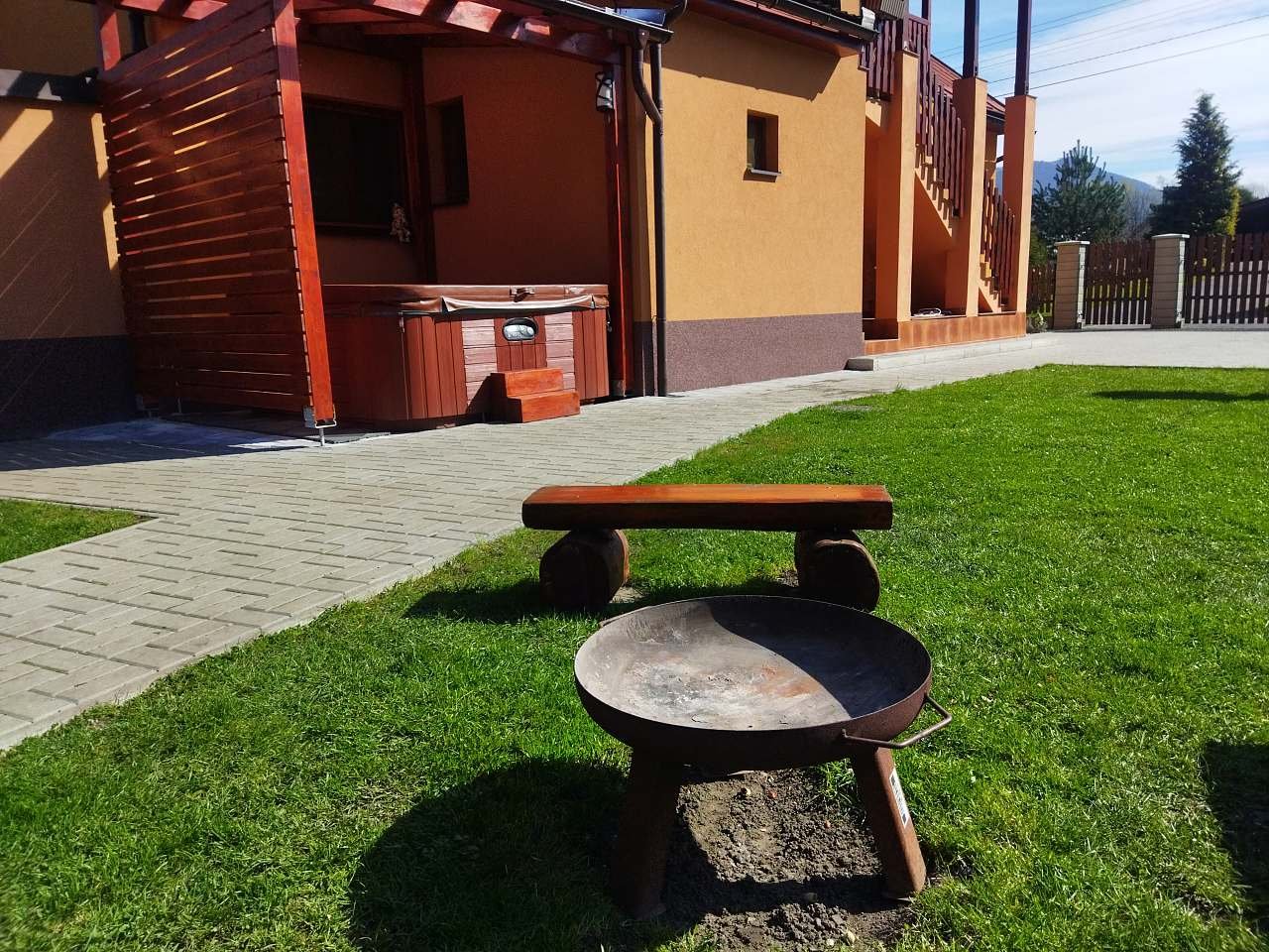 Venkovní umístění vířivky