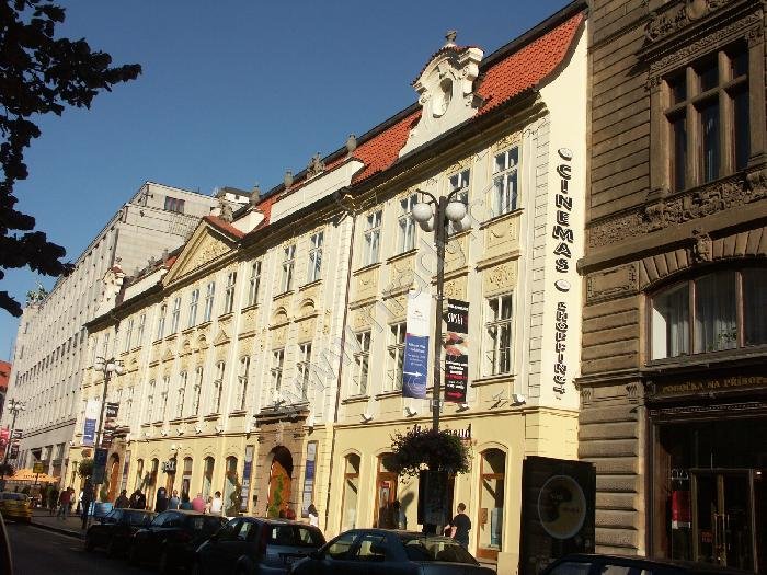 Vernierovský palác