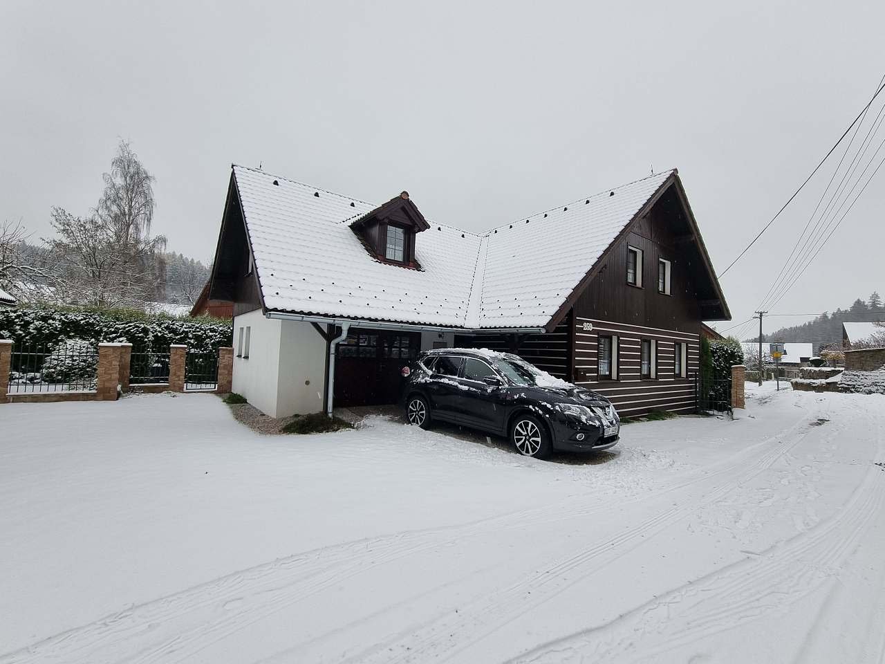 Villa, garage + 4 parkeerplaatsen