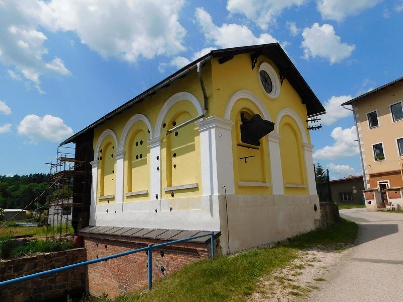 vodní elektrárna Labský mlýn