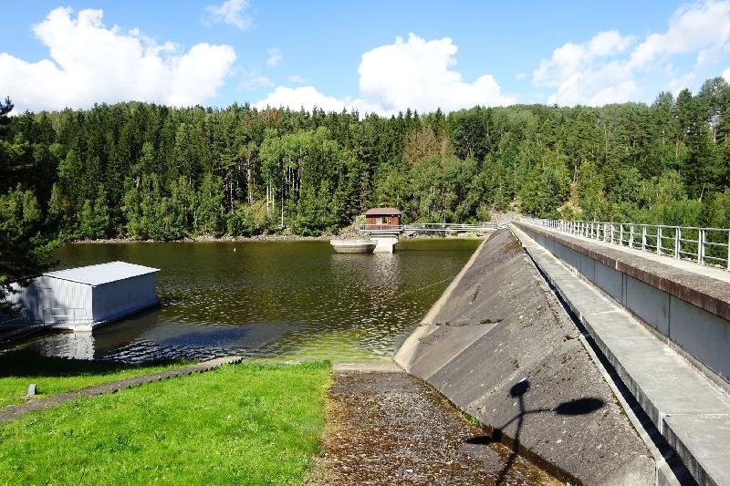 vodní nádrž Lučina