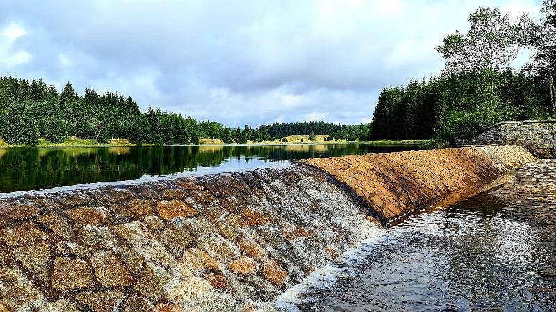 vodní nádrž Myslivny