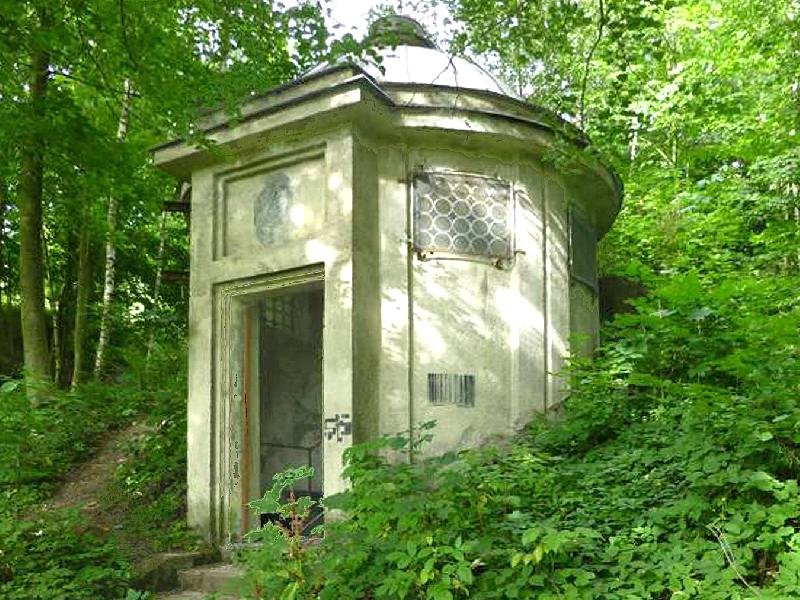 vodojem s pavilonem