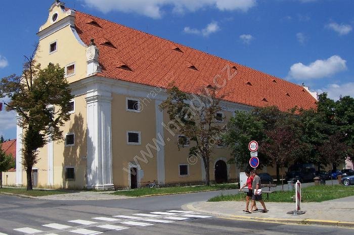 vrchnostenská sýpka