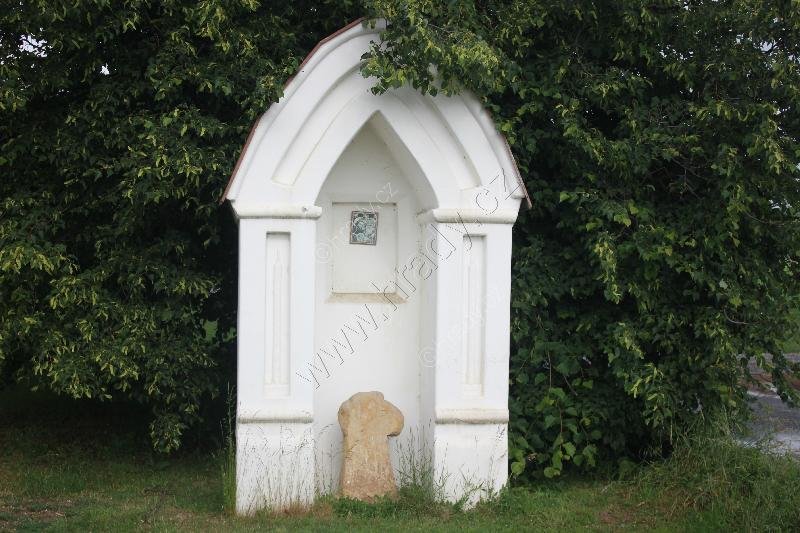 výklenková kaple se smírčím křížem