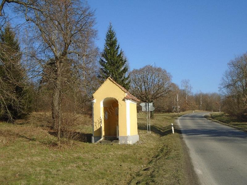 výklenková kaple sv. Jana Nepomuckého