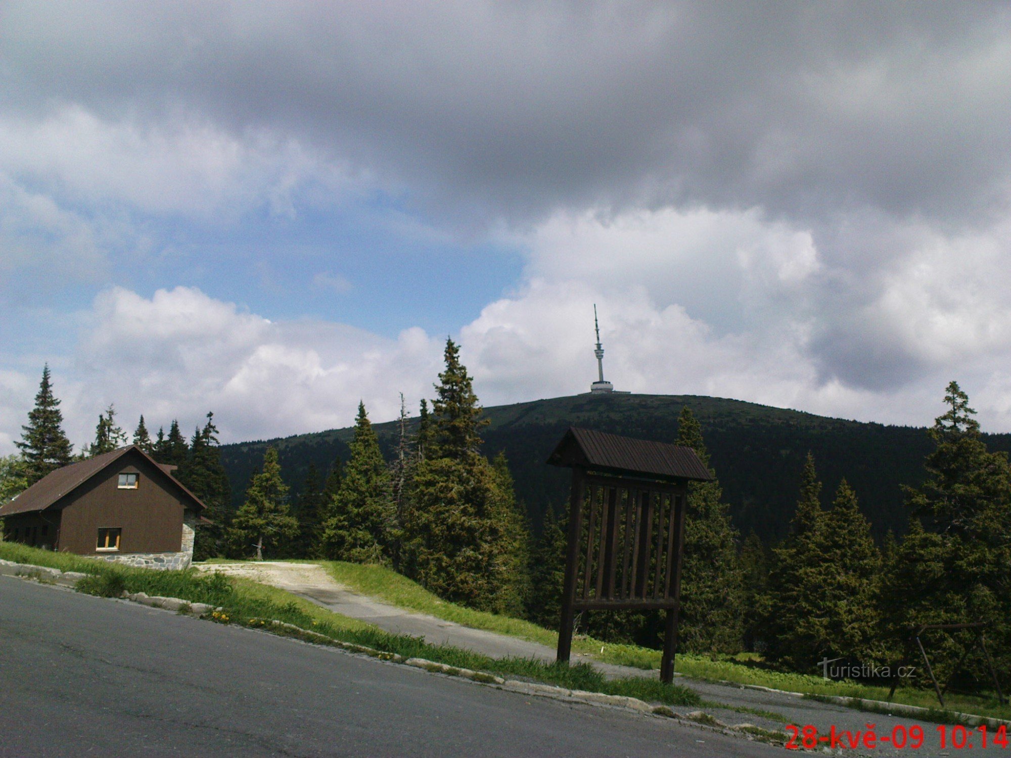 Z Pradědu na Červenohorské sedlo snadno a rychle