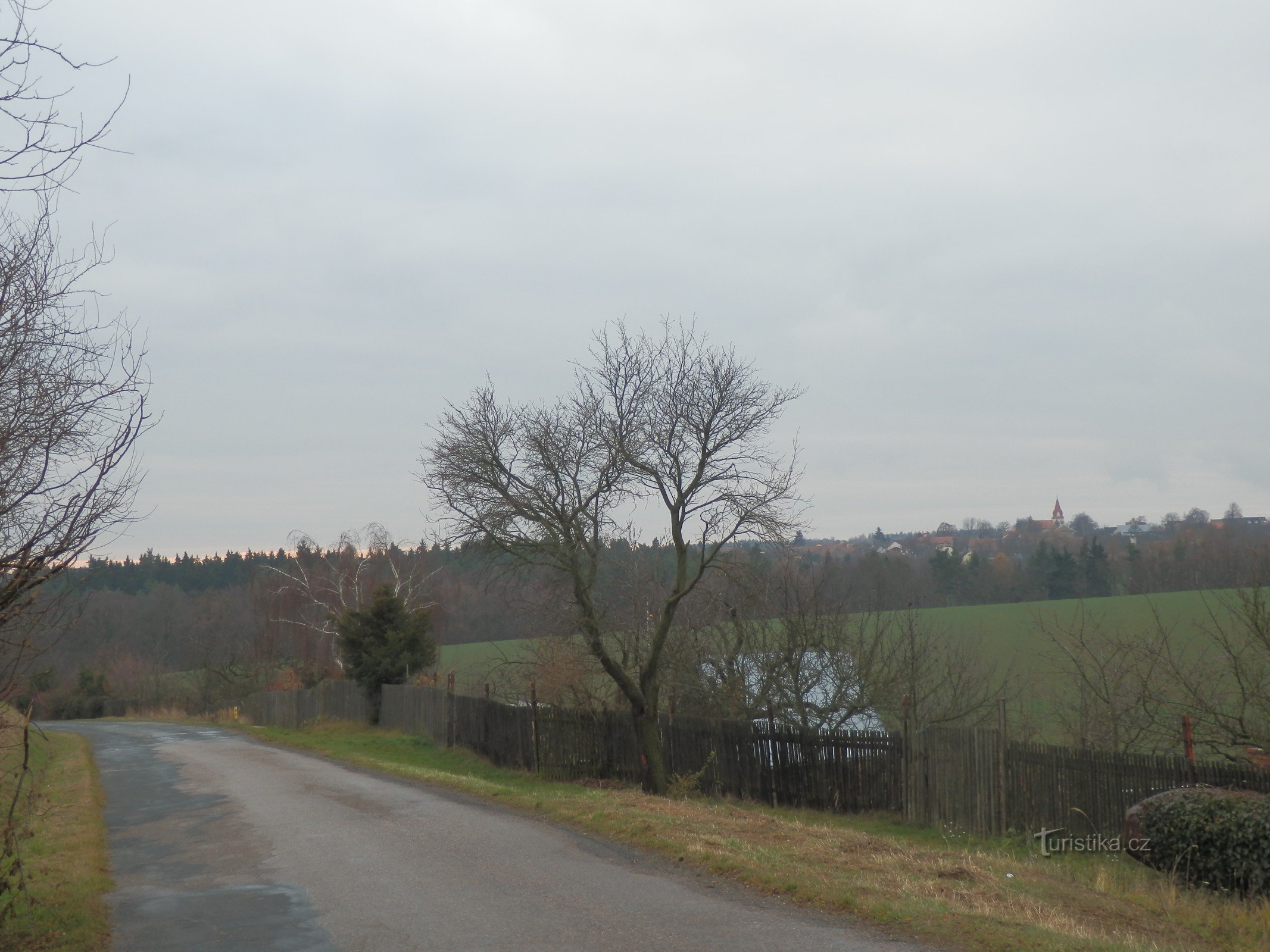 Z Vysokých Popovic do Rosic