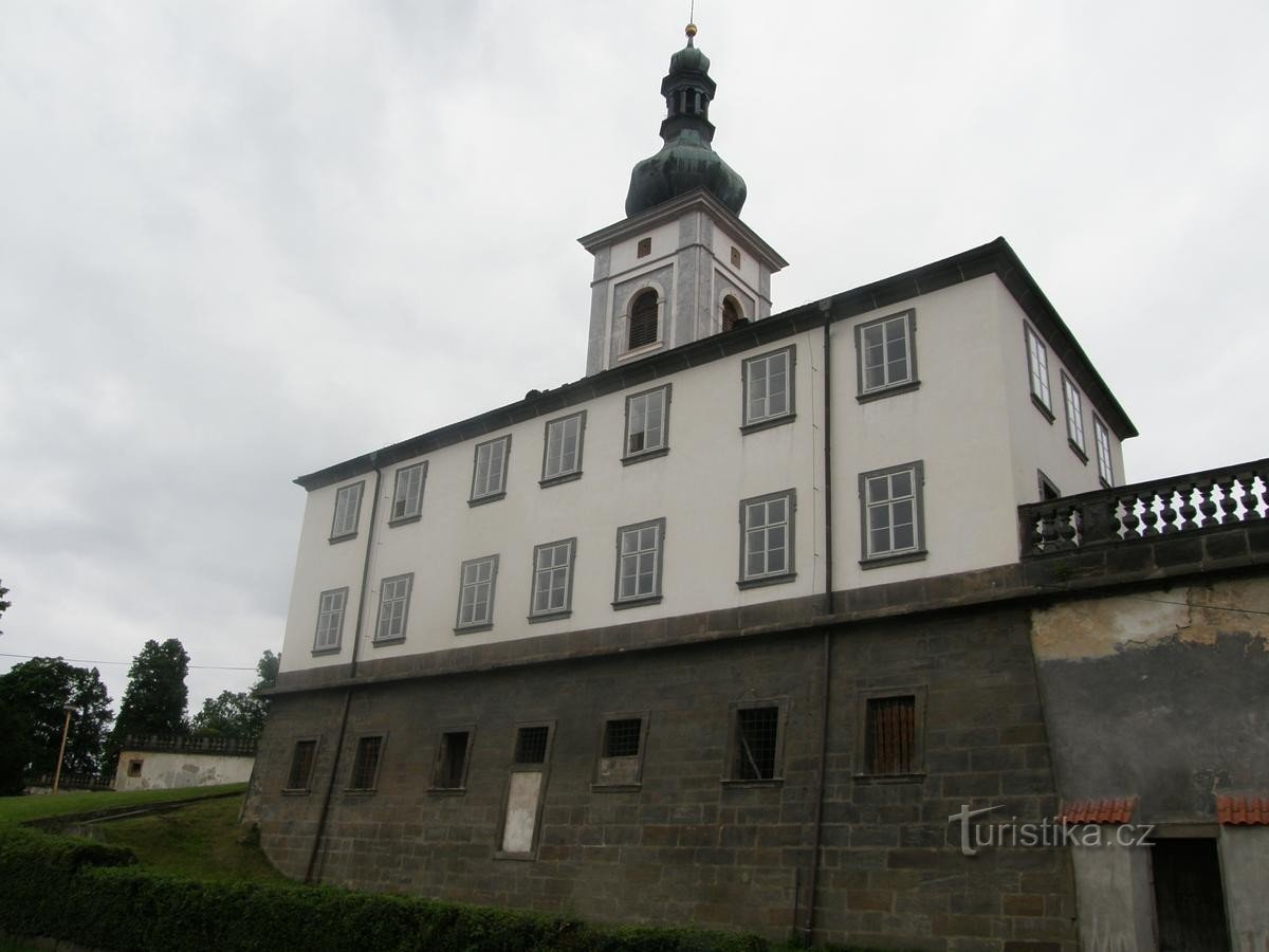 Zámek Zákupy - zapomenutá sláva