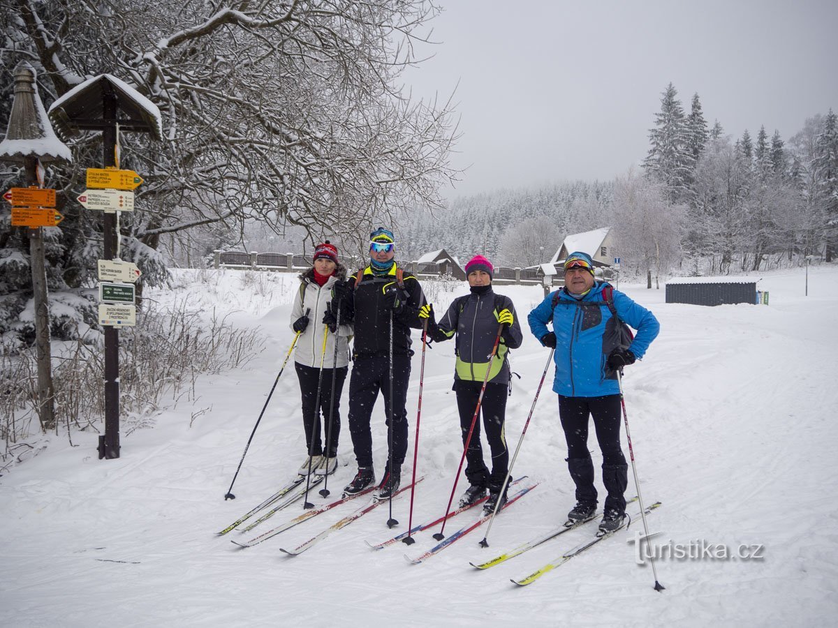 Zastávka u Větrolamu