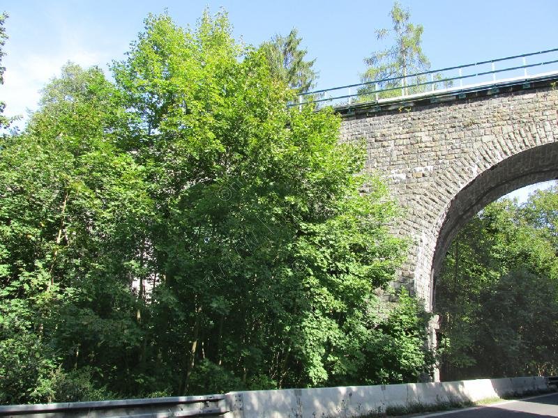 železniční viadukt